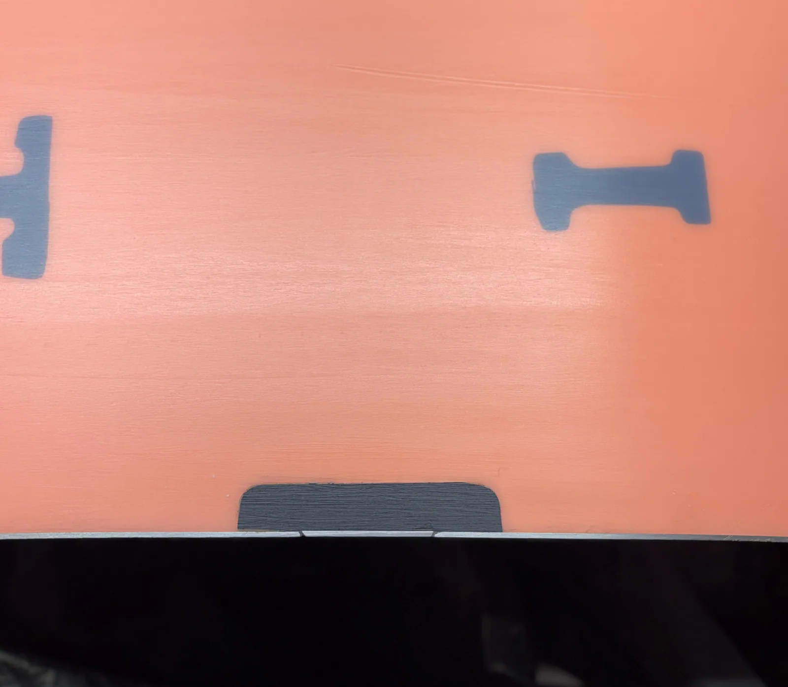 Snowboard edge after repair and base finishing